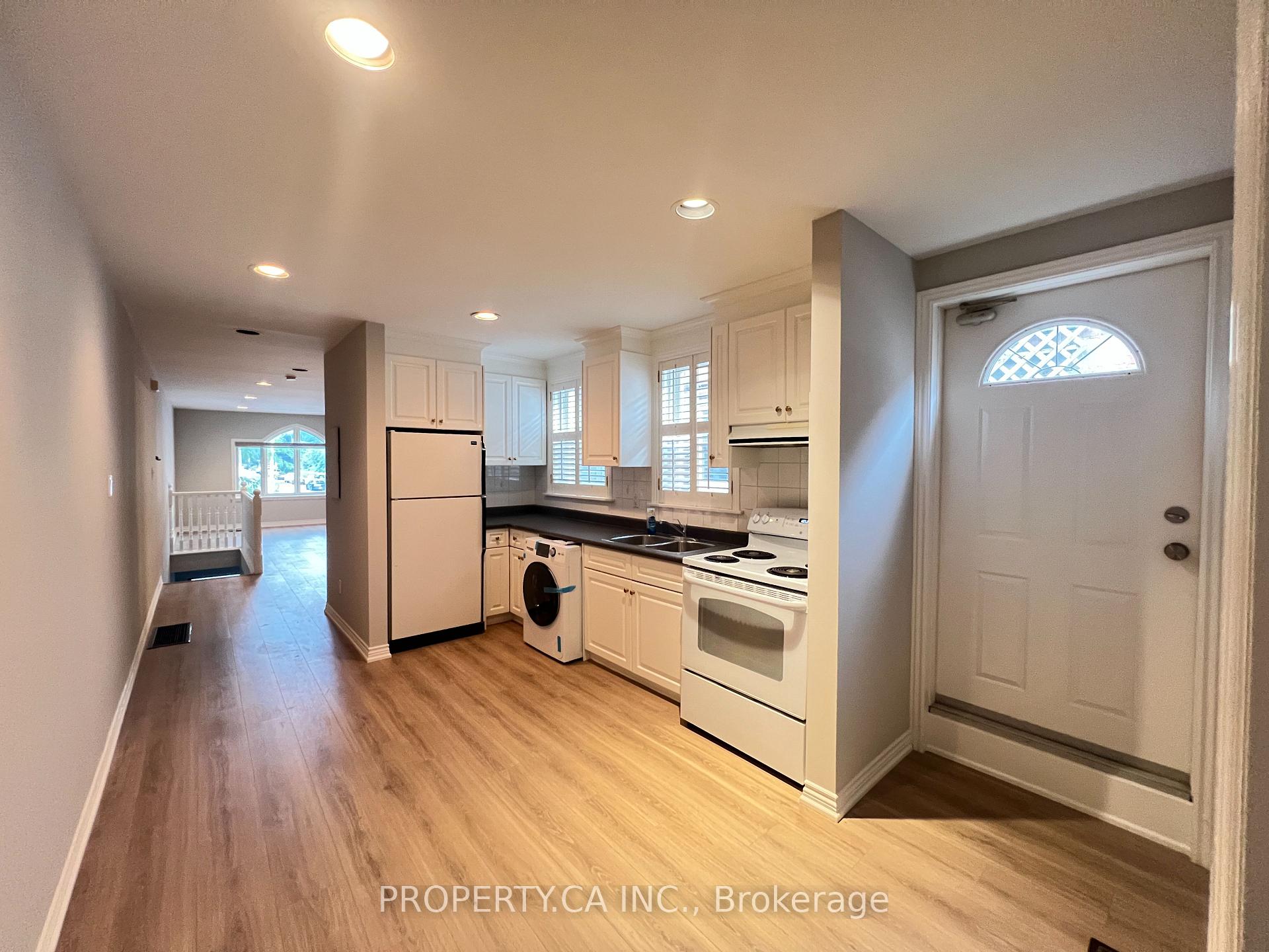 Photo 3 of 3221A Yonge Street, Toronto, Lawrence Park North — HOMEH