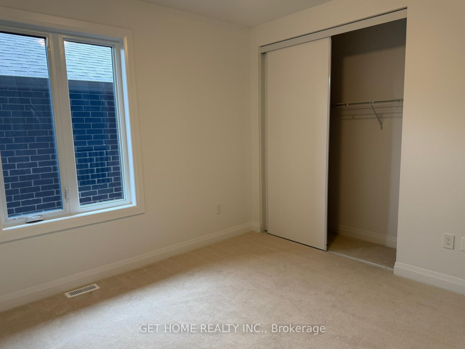 Photo 6 of 314 Millstone Street, Kitchener, Huron Park — HOMEH