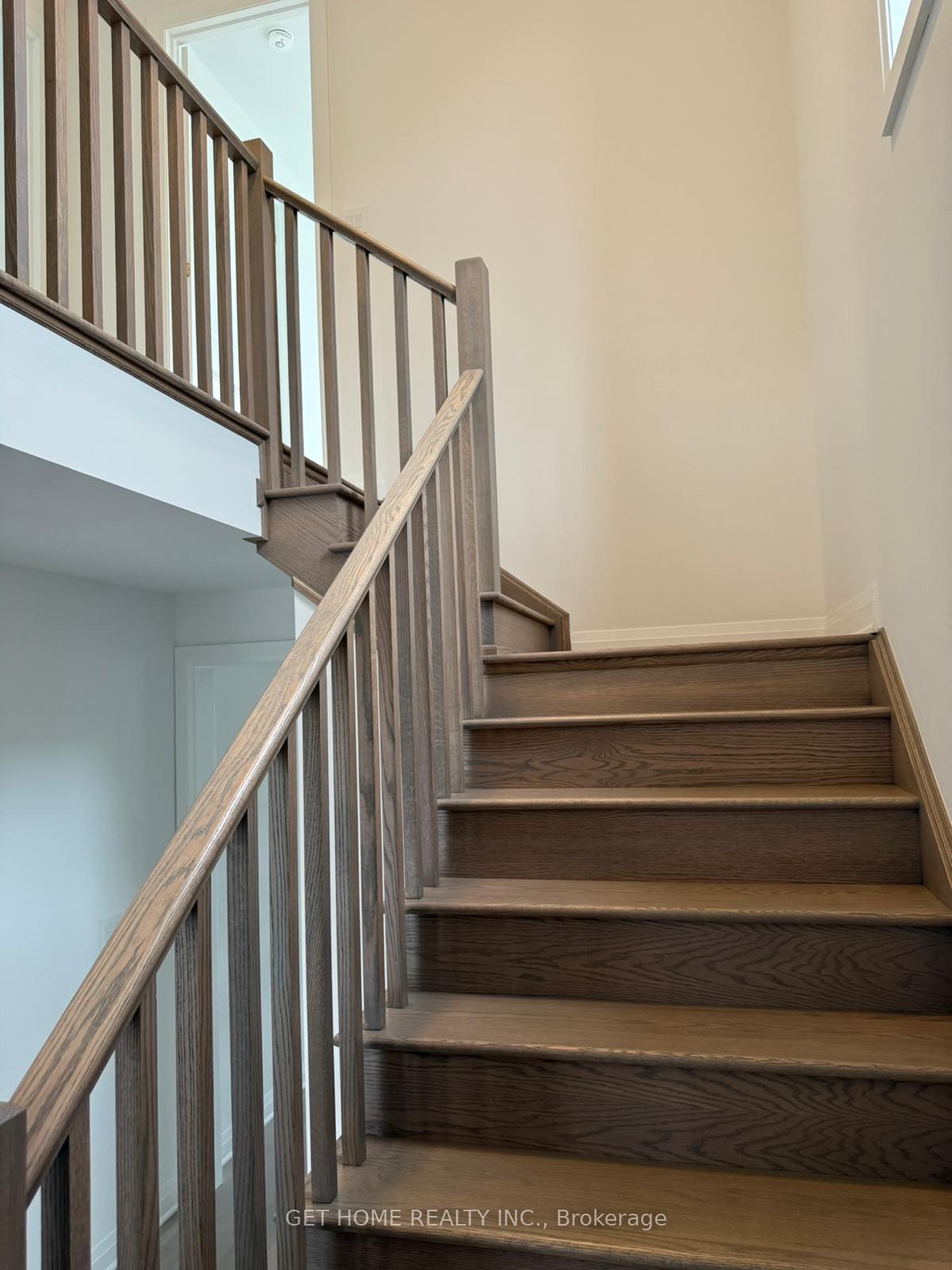Photo 11 of 314 Millstone Street, Kitchener, Huron Park — HOMEH