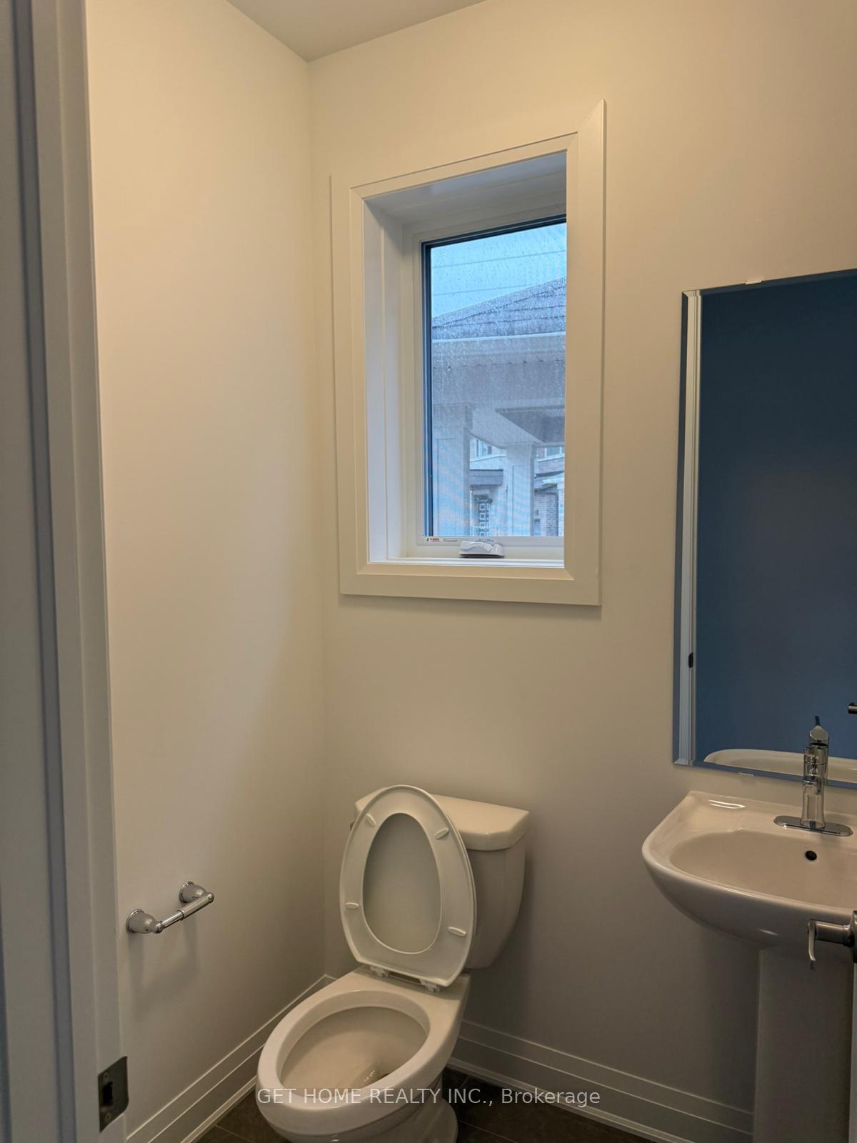 Photo 19 of 314 Millstone Street, Kitchener, Huron Park — HOMEH