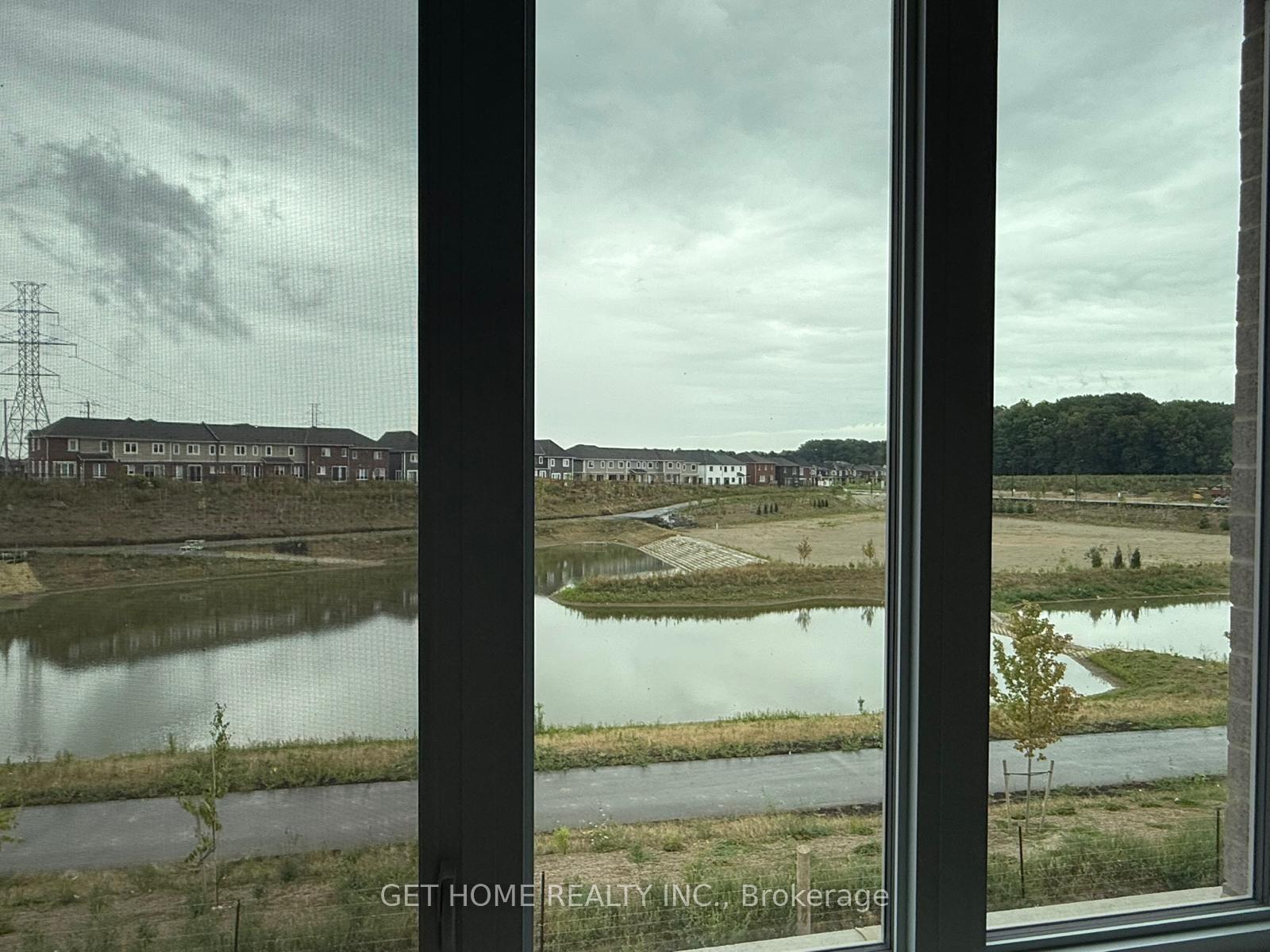 Photo 20 of 314 Millstone Street, Kitchener, Huron Park — HOMEH
