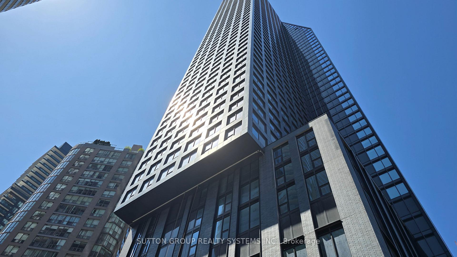 Front of Unit 1906, 8 Wellesley Street W