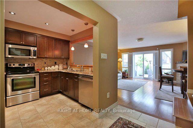 Photo 8 of 5162 Falconcrest Drive, Burlington, Uptown — HOMEH