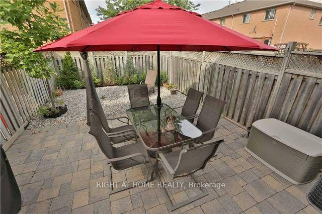 Photo 19 of 5162 Falconcrest Drive, Burlington, Uptown — HOMEH