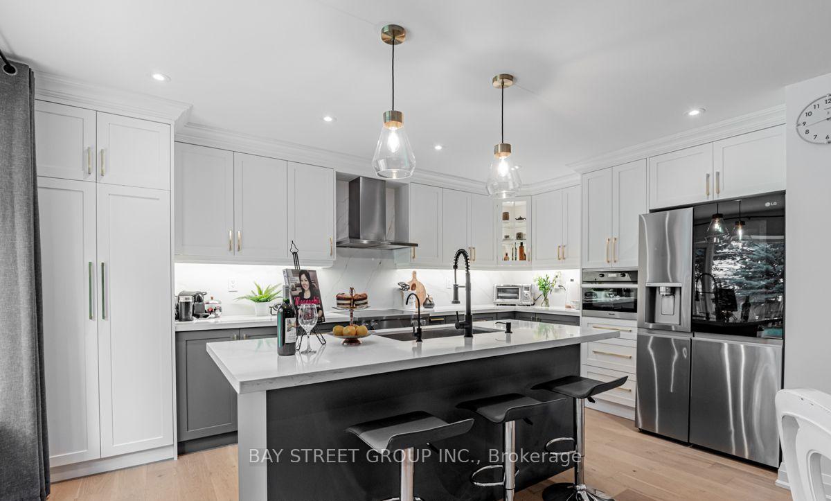 Photo 7 of Unit Room, 25 Jeremy Drive, Markham, Unionville — HOMEH