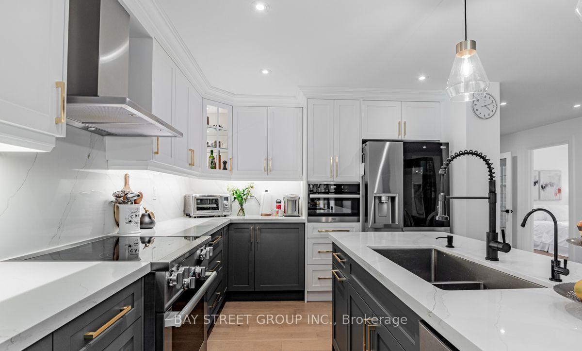 Photo 8 of Unit Room, 25 Jeremy Drive, Markham, Unionville — HOMEH