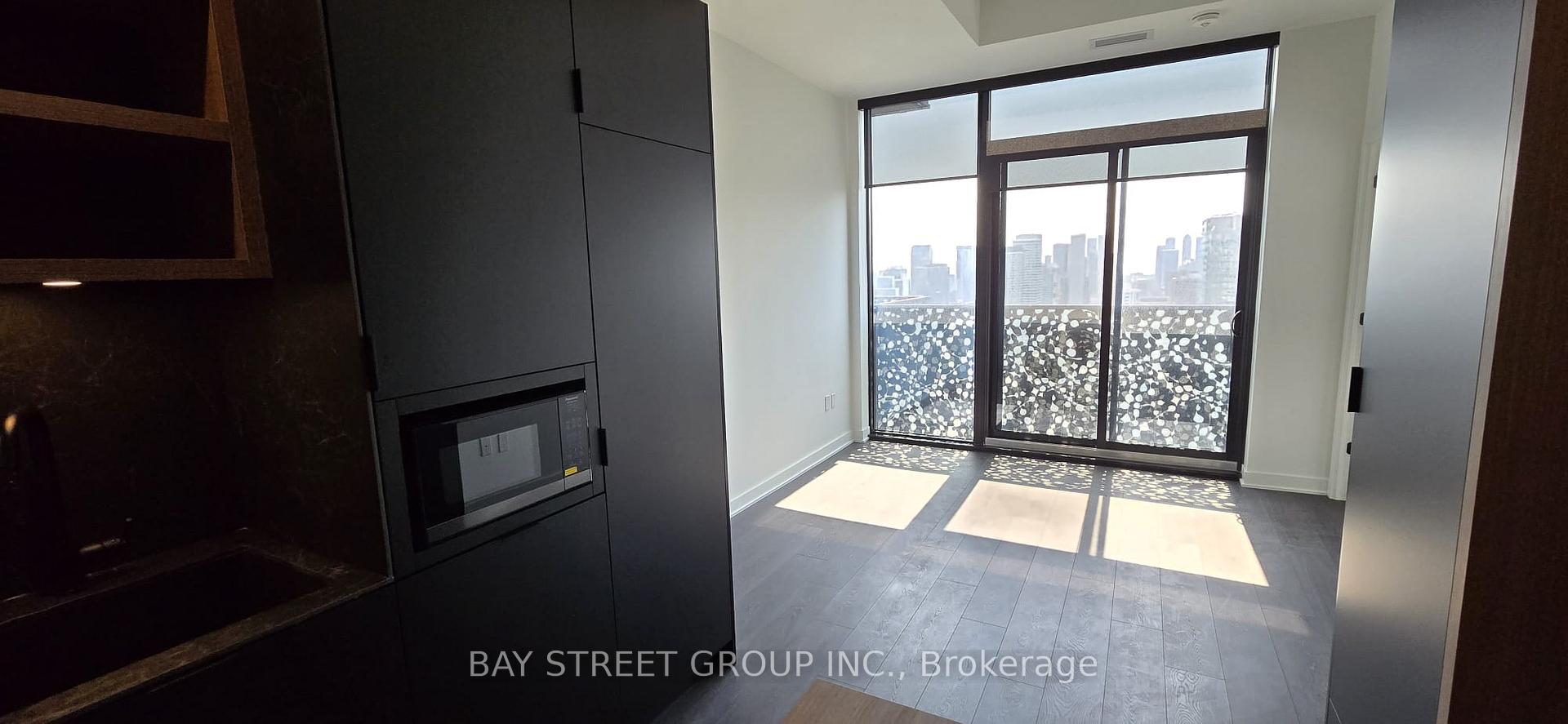 Photo 6 of Unit 3005, 55 Charles Street E, Toronto, Church-Yonge Corridor — HOMEH