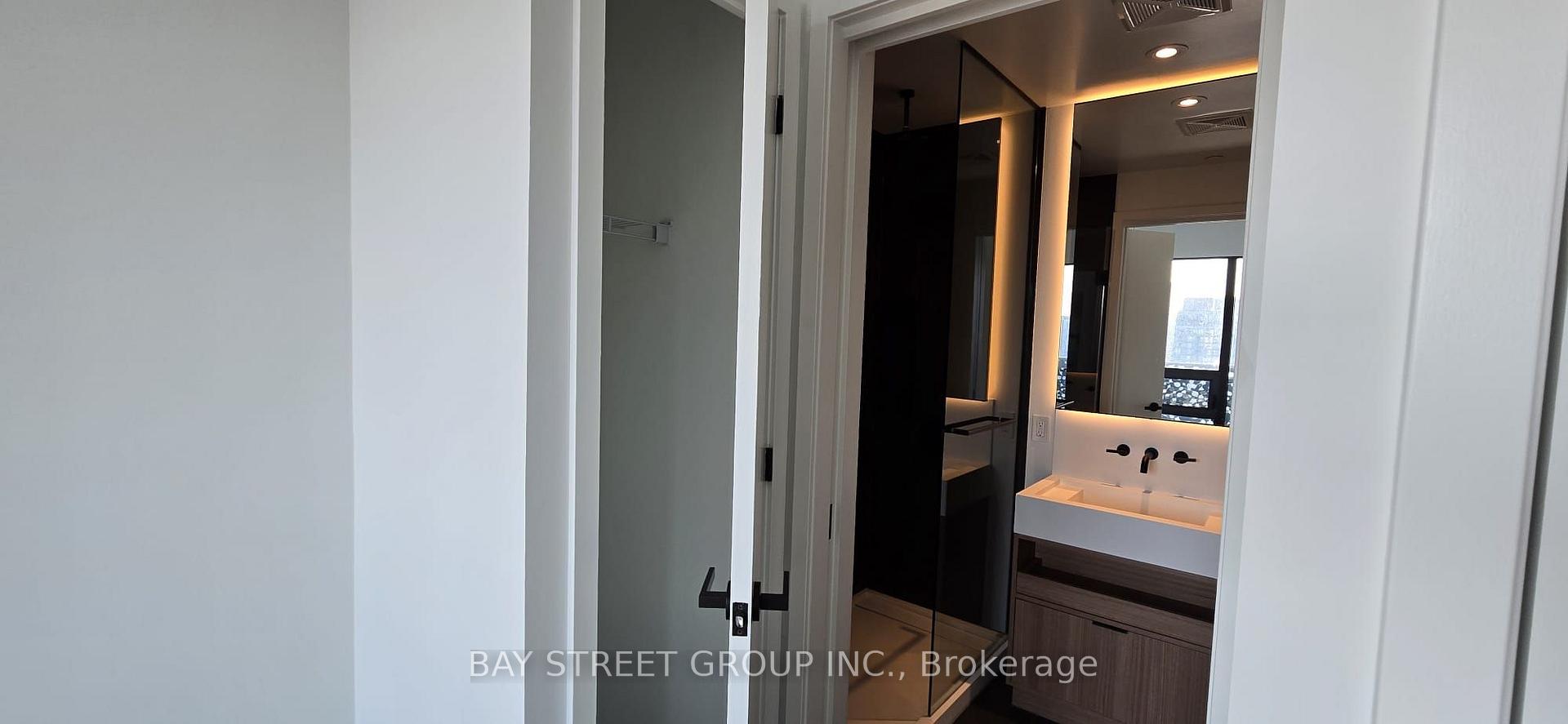 Photo 12 of Unit 3005, 55 Charles Street E, Toronto, Church-Yonge Corridor — HOMEH