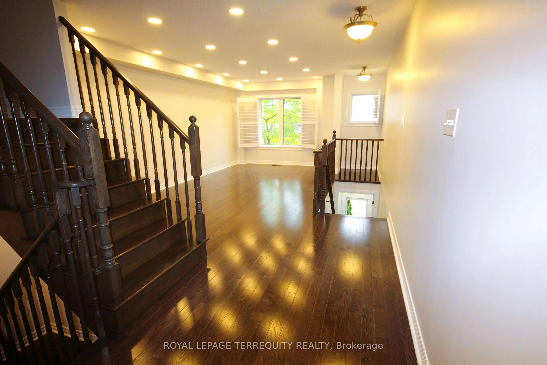 Photo 7 of Unit Upper, 19 De Jong Street, Scarborough, Dorset Park — HOMEH