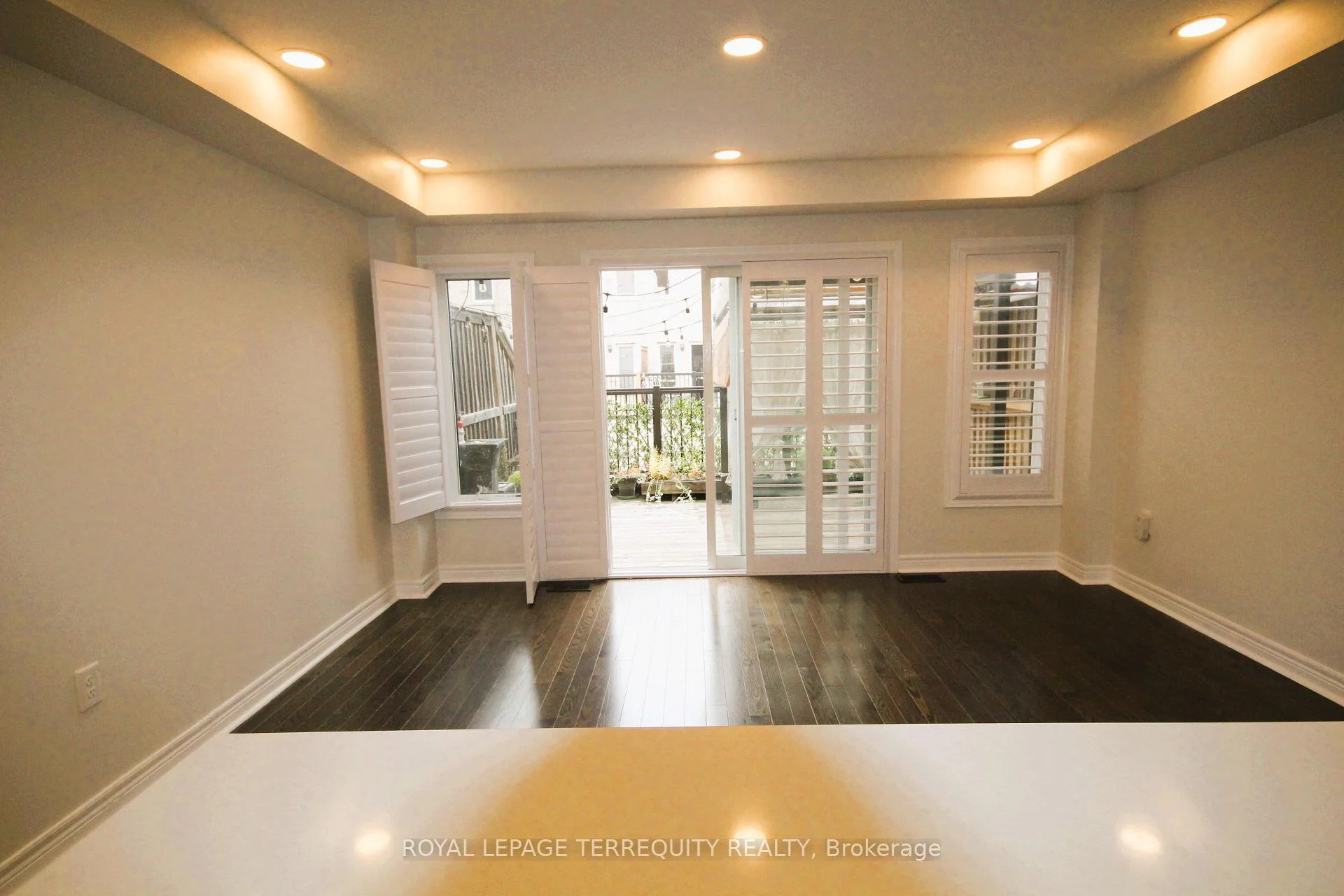 Photo 29 of Unit Upper, 19 De Jong Street, Scarborough, Dorset Park — HOMEH