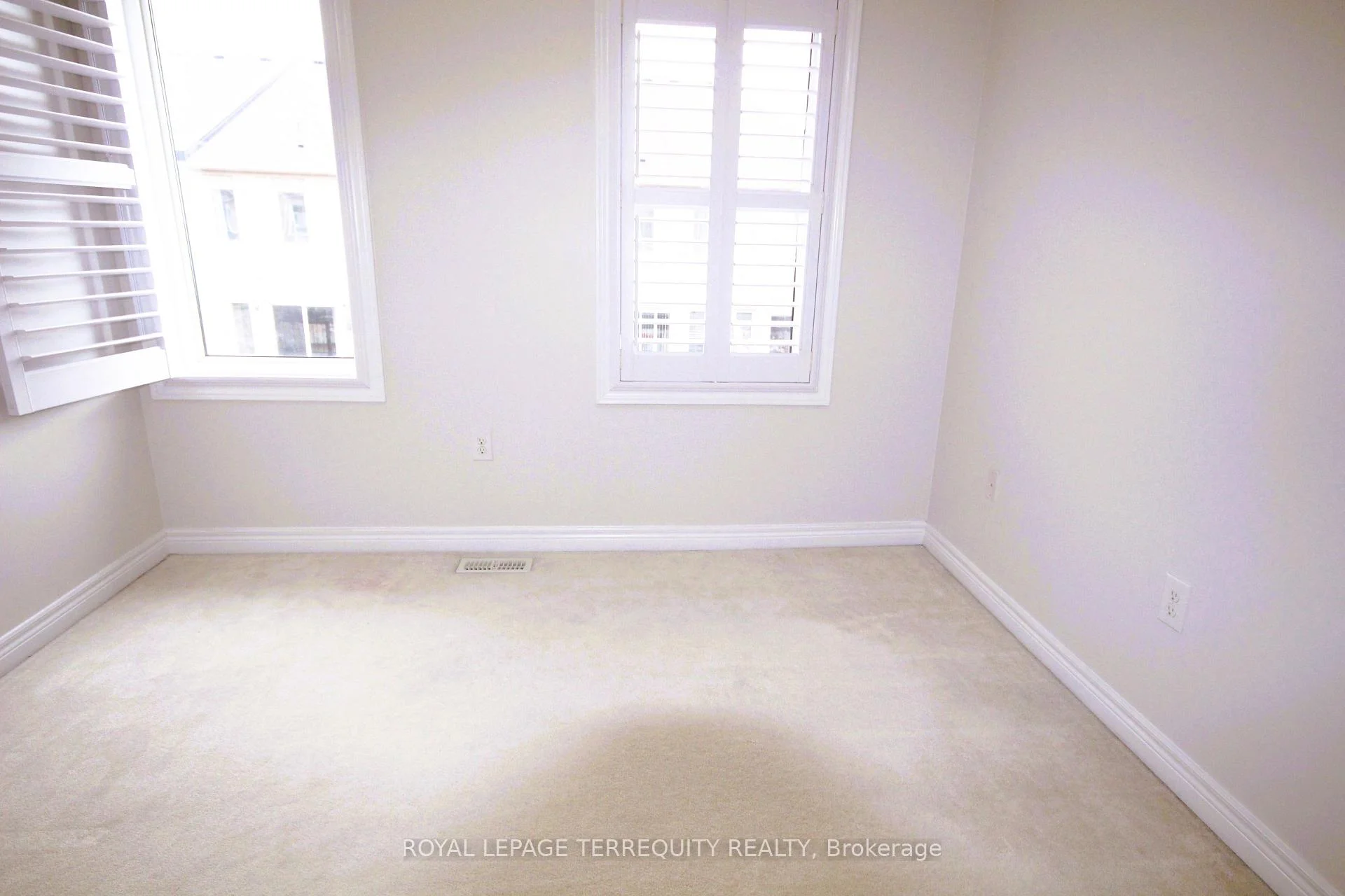 Photo 50 of Unit Upper, 19 De Jong Street, Scarborough, Dorset Park — HOMEH