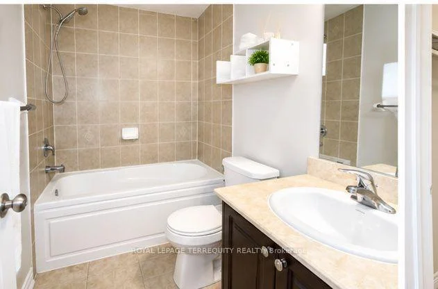 Photo 26 of Unit Upper, 19 De Jong Street, Scarborough, Dorset Park — HOMEH