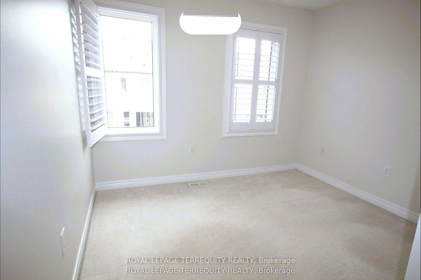 Photo 28 of Unit Upper, 19 De Jong Street, Scarborough, Dorset Park — HOMEH