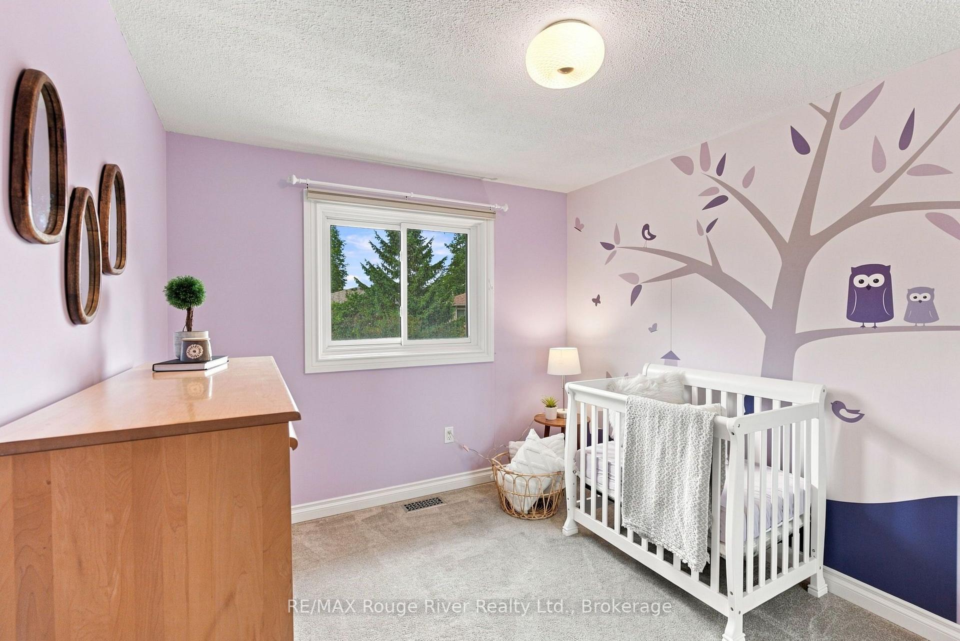 Photo 22 of 49 Fisher Crescent, Ajax, Central West — HOMEH