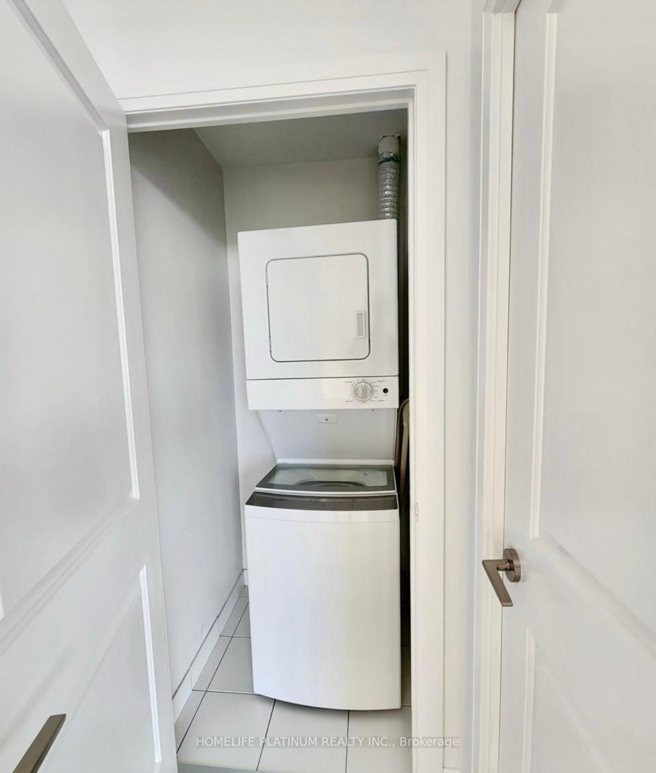 Photo 11 of 30 Meadowglen Place, Scarborough, Woburn — HOMEH
