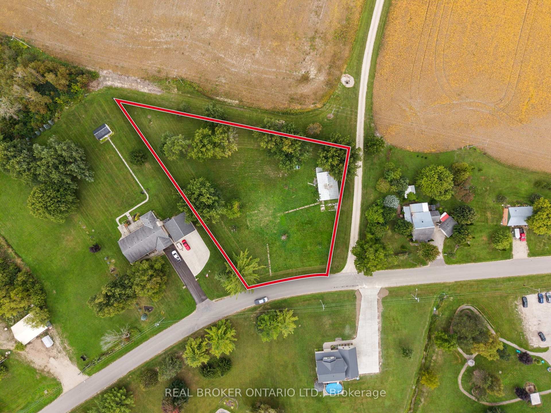 Photo 2 of 742 Josephine Street N, North Huron, Wingham — HOMEH