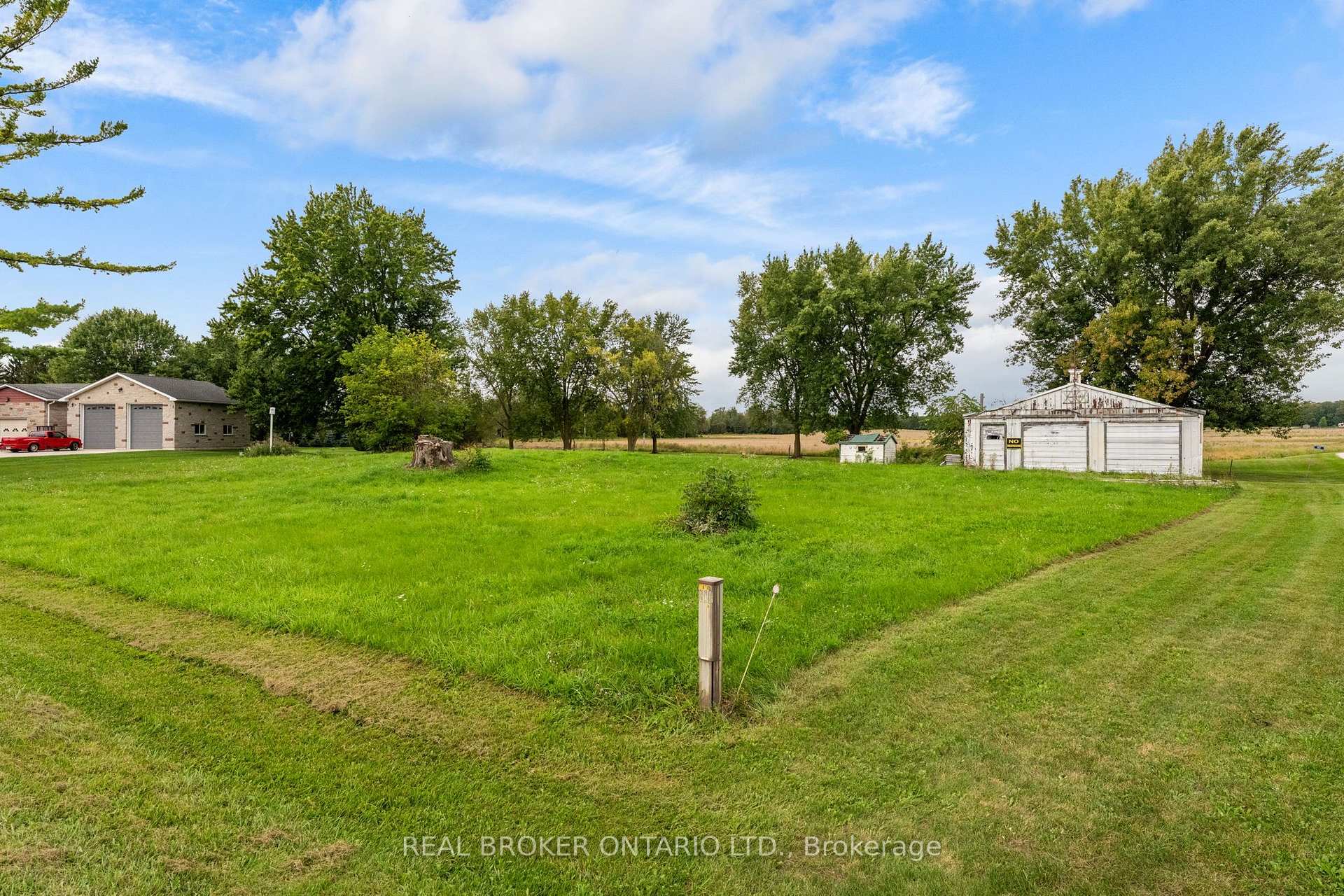 Photo 6 of 742 Josephine Street N, North Huron, Wingham — HOMEH
