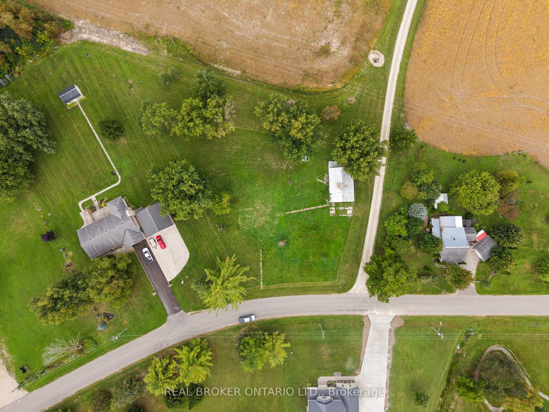 Photo 8 of 742 Josephine Street N, North Huron, Wingham — HOMEH