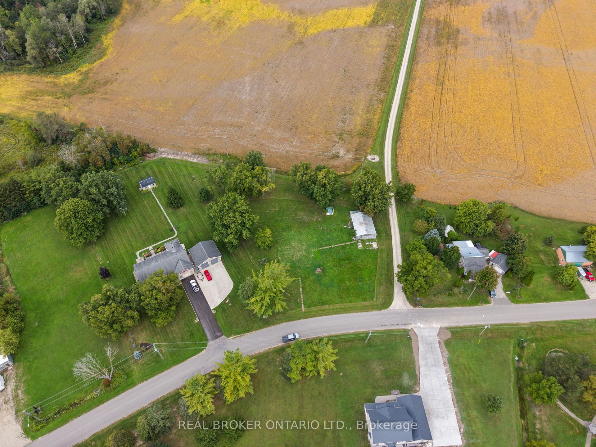 Photo 10 of 742 Josephine Street N, North Huron, Wingham — HOMEH