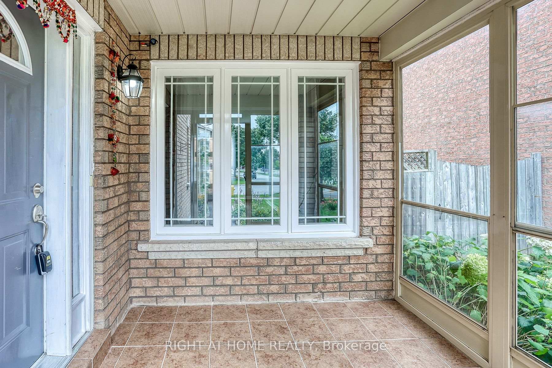 Photo 3 of Unit UPPER, 37 Brockman Crescent, Ajax, Central West — HOMEH