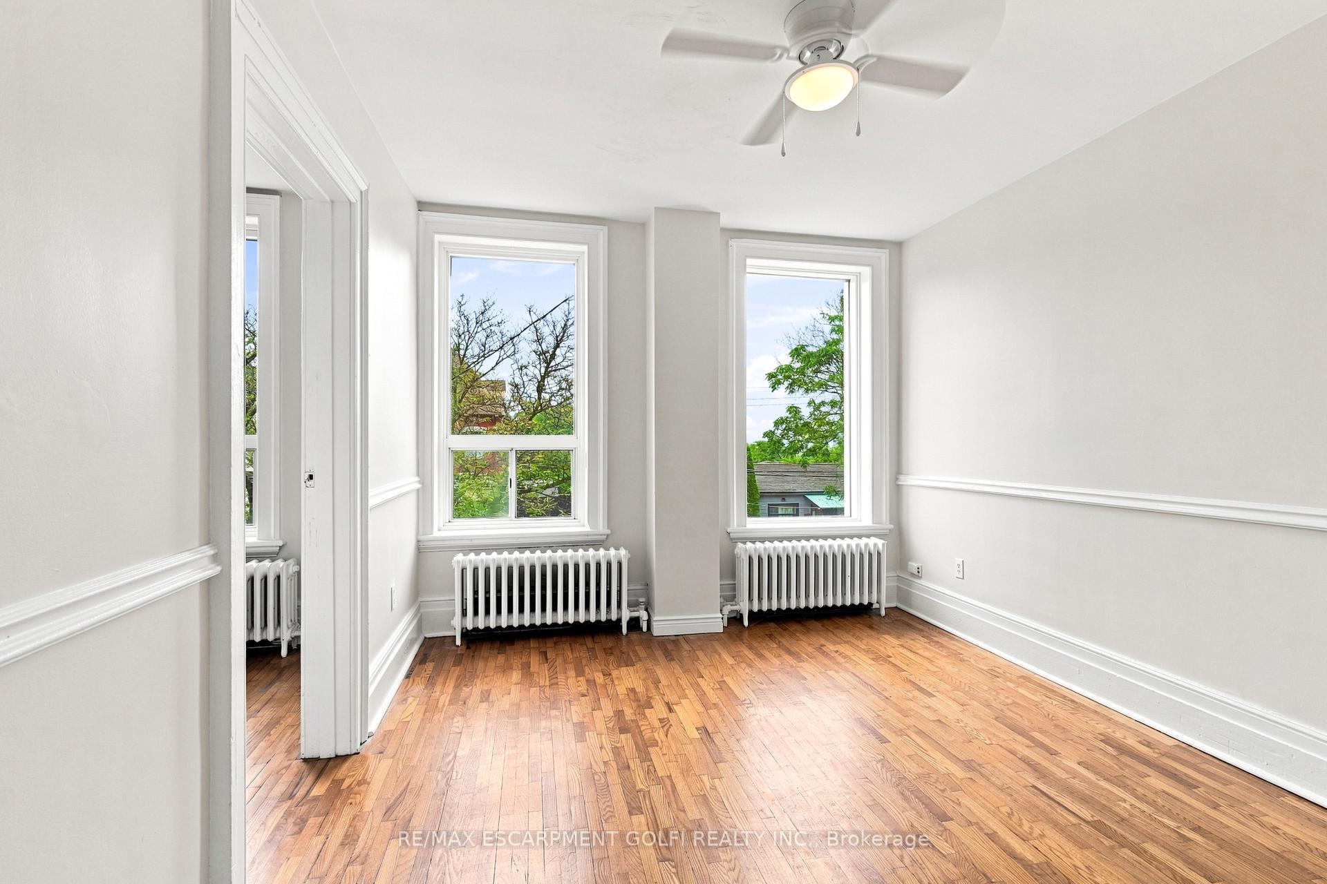 Photo 7 of 256 Bay Street N, Hamilton, Strathcona — HOMEH