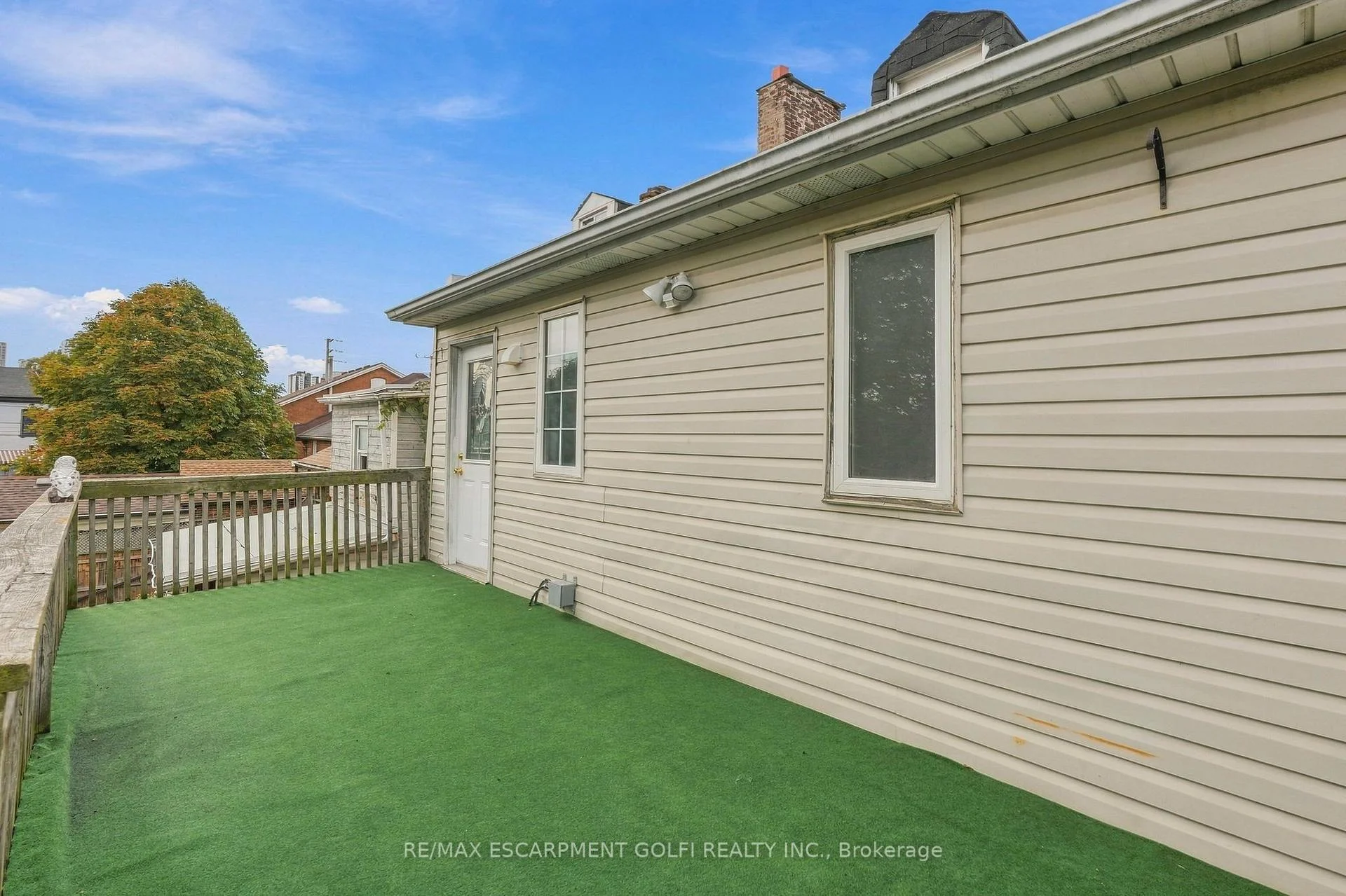 Photo 16 of 256 Bay Street N, Hamilton, Strathcona — HOMEH