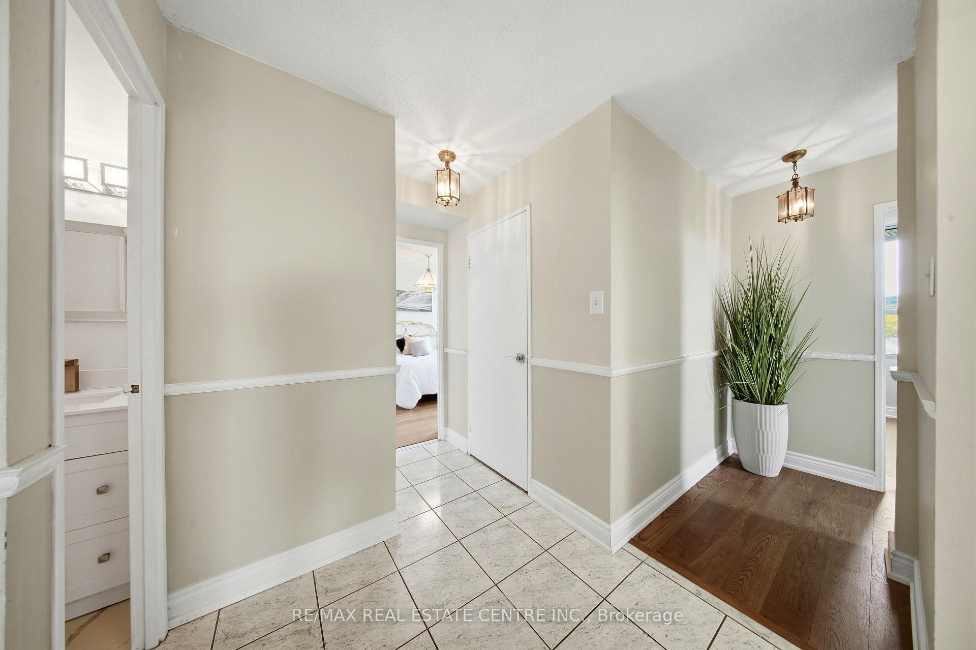 Photo 30 of Unit 602, 2055 Upper Middle Road, Burlington, Brant Hills — HOMEH