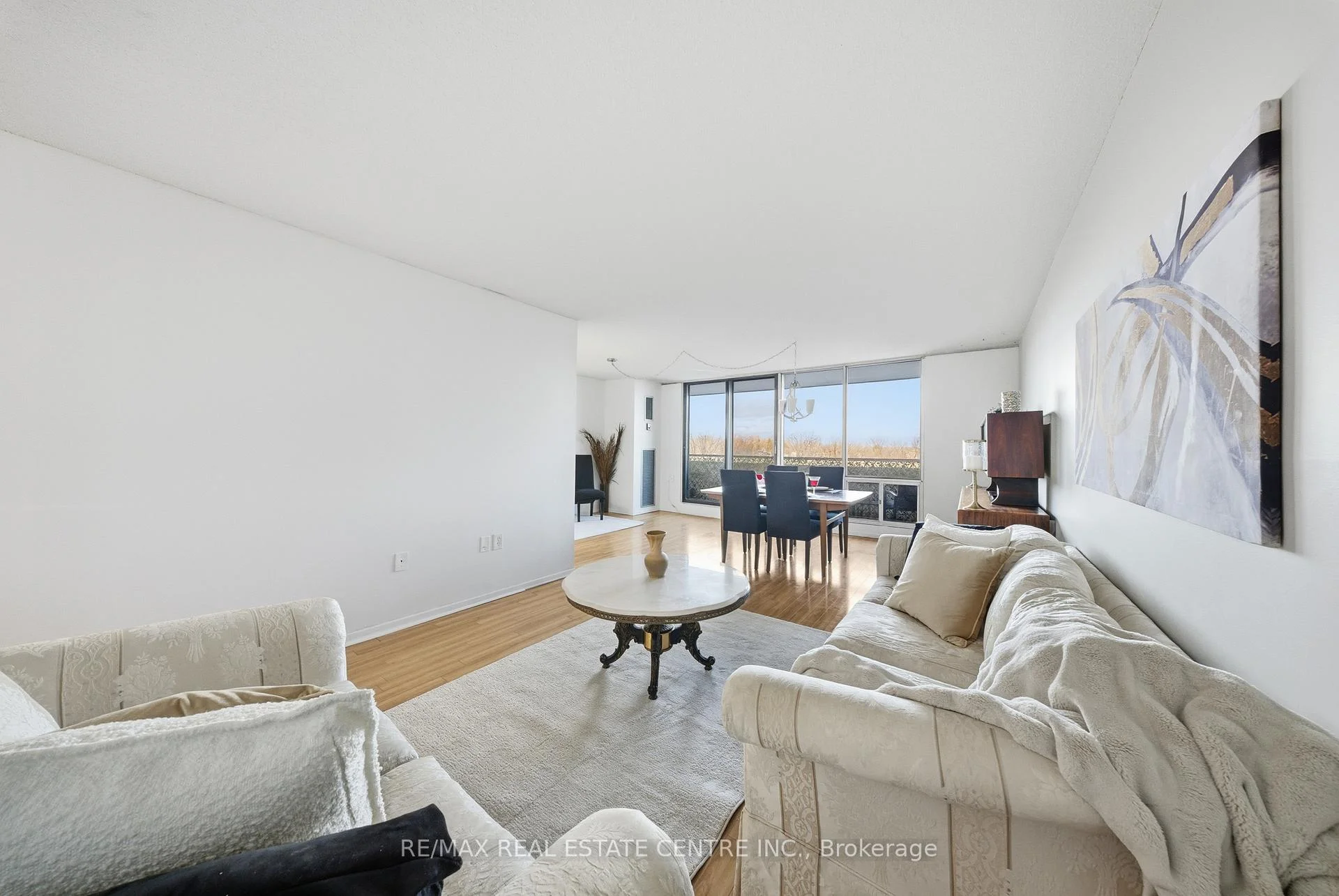 Photo 9 of Unit 602, 2055 Upper Middle Road, Burlington, Brant Hills — HOMEH