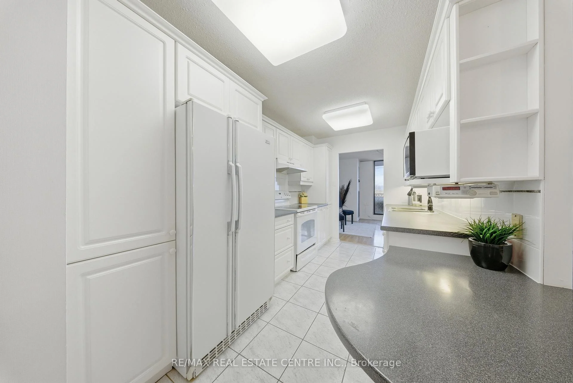 Photo 27 of Unit 602, 2055 Upper Middle Road, Burlington, Brant Hills — HOMEH