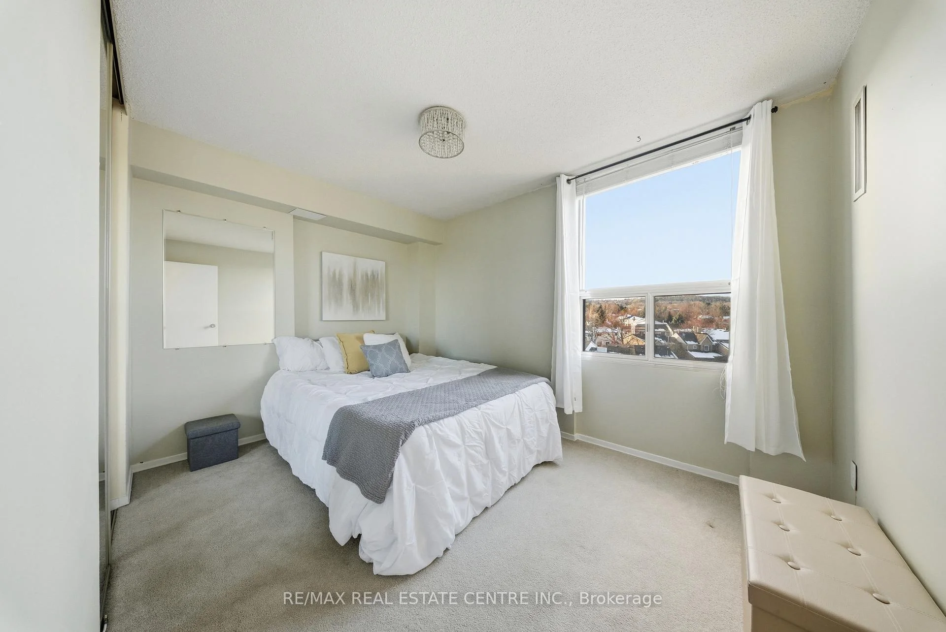 Photo 31 of Unit 602, 2055 Upper Middle Road, Burlington, Brant Hills — HOMEH