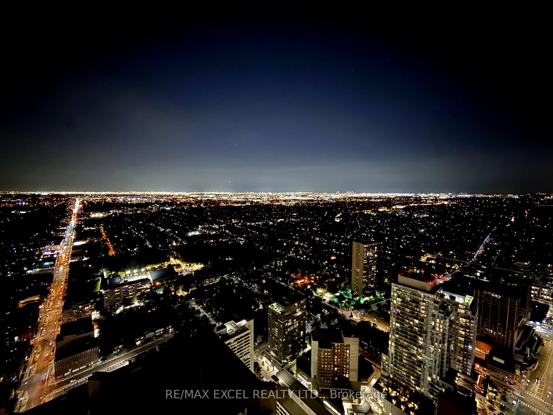 Photo 12 of Unit 5603, 8 Eglinton Avenue E, Toronto, Mount Pleasant West — HOMEH