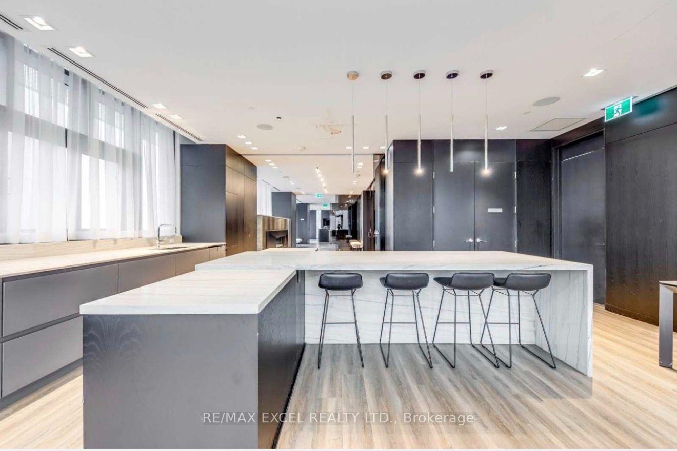 Photo 26 of Unit 5603, 8 Eglinton Avenue E, Toronto, Mount Pleasant West — HOMEH