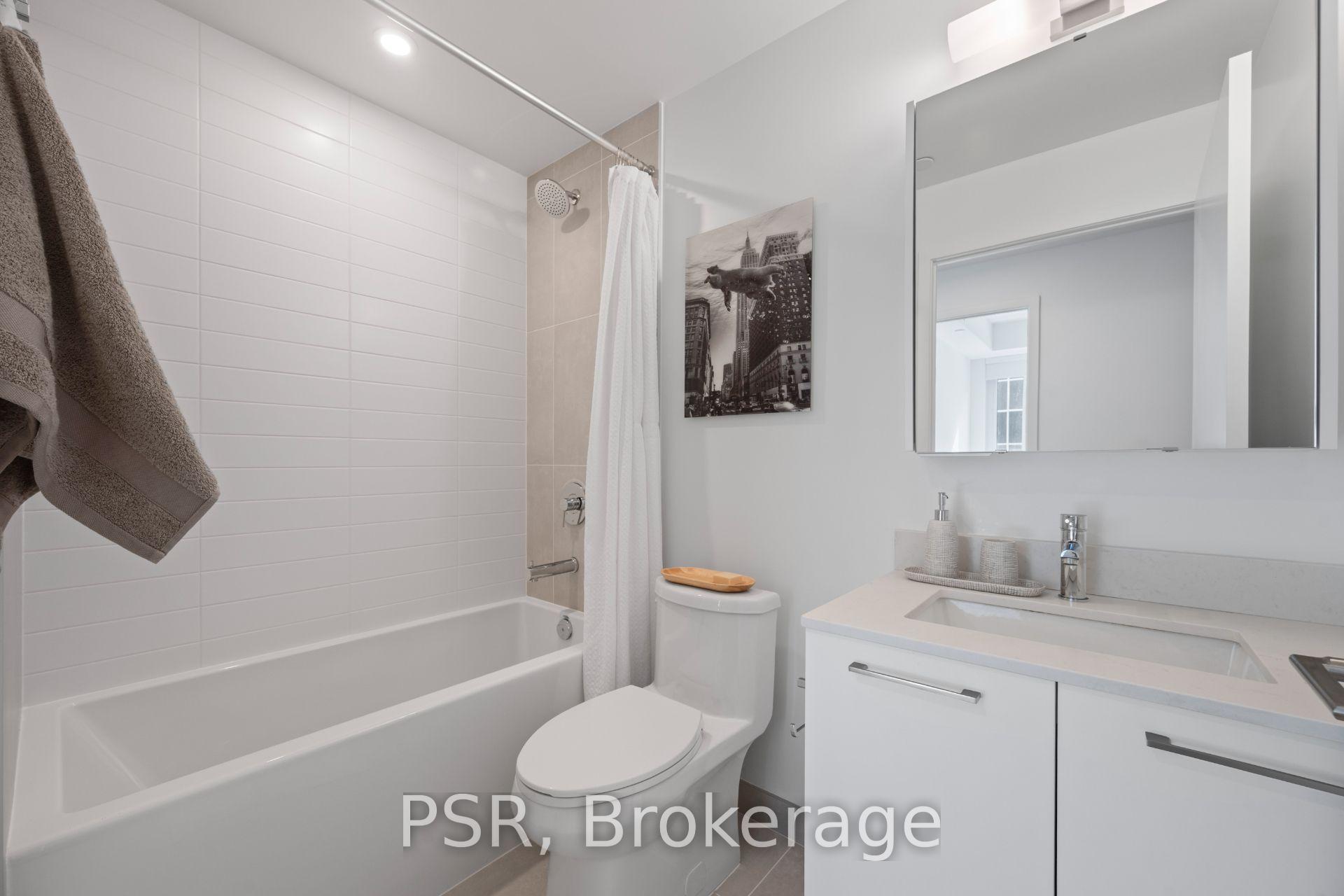 Photo 14 of Unit 710, 101 Roehampton Avenue, Toronto, Mount Pleasant West — HOMEH