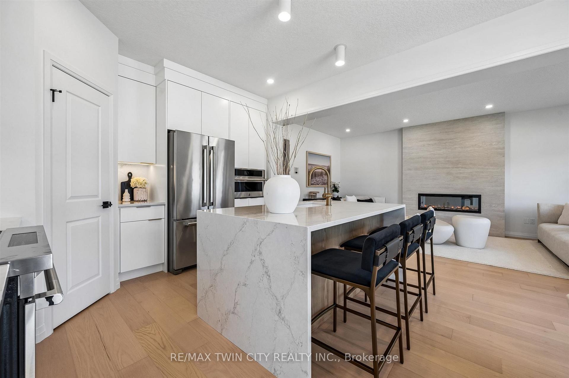 Photo 15 of 1681 Dunkirk Avenue, Woodstock, Woodstock - North — HOMEH