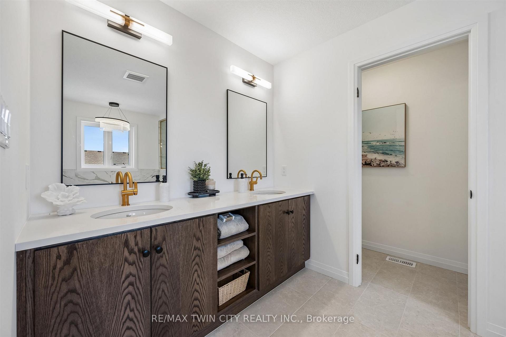 Photo 31 of 1681 Dunkirk Avenue, Woodstock, Woodstock - North — HOMEH