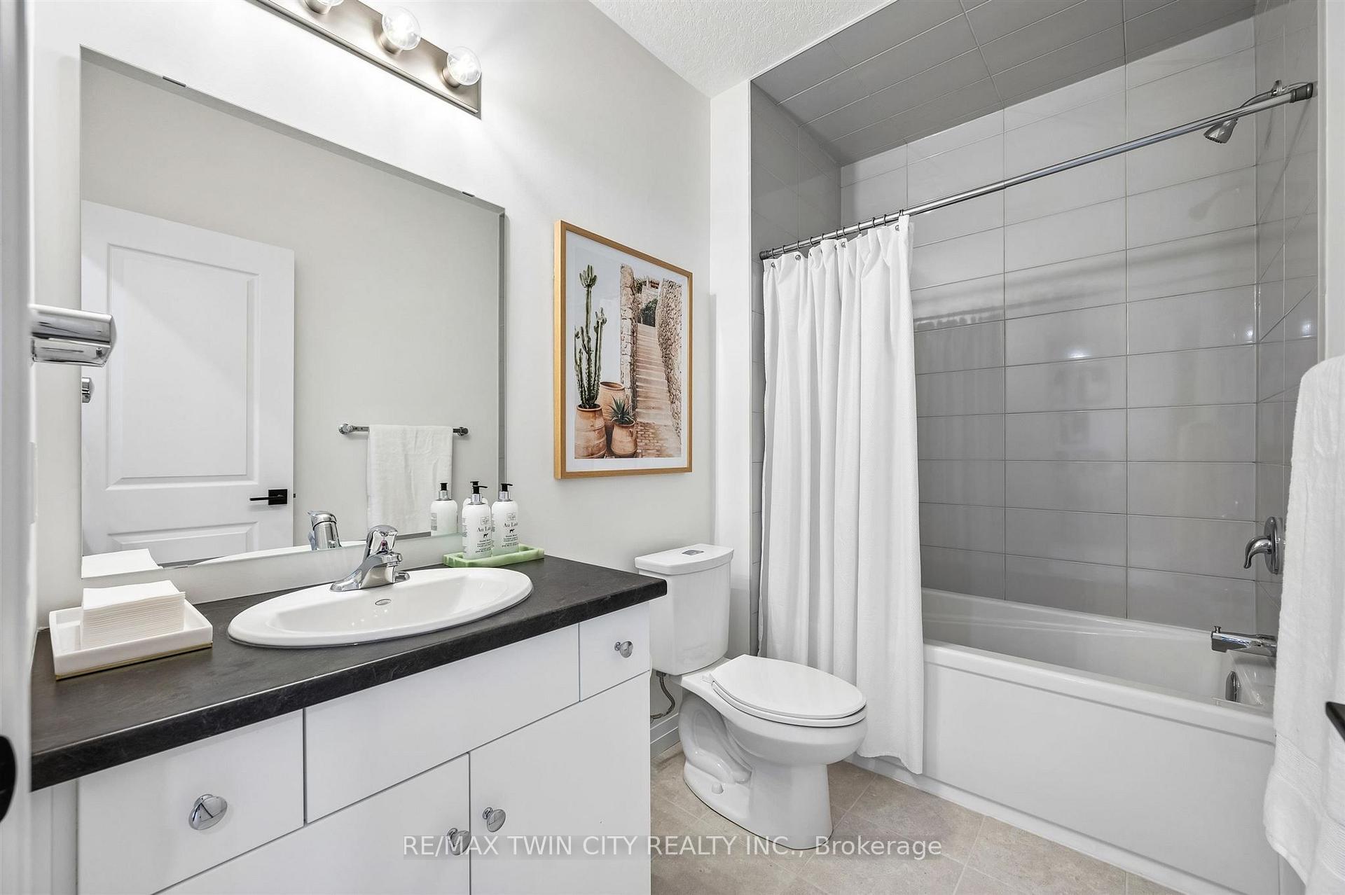 Photo 37 of 1681 Dunkirk Avenue, Woodstock, Woodstock - North — HOMEH
