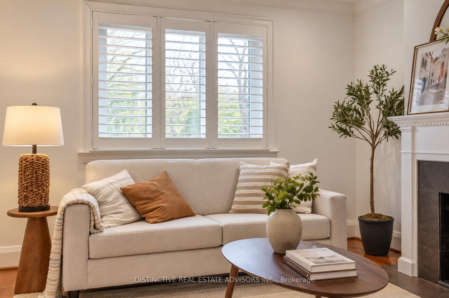 Photo 2 of 168 Moore Avenue, Toronto, Rosedale-Moore Park — HOMEH