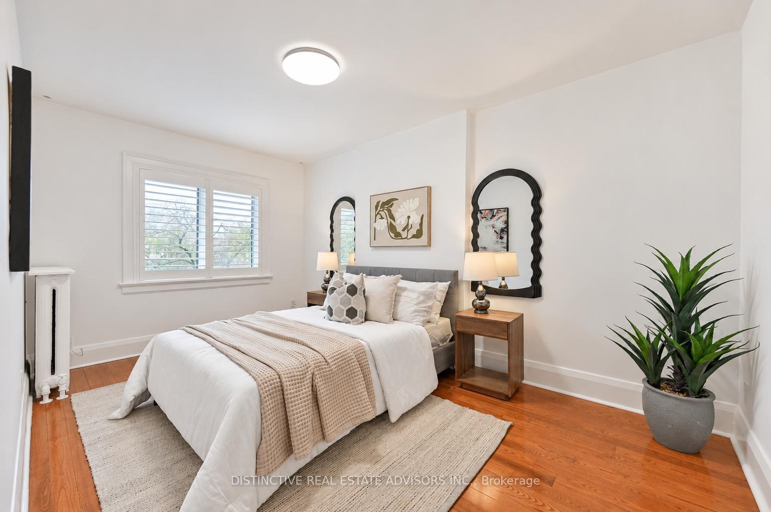 Photo 13 of 168 Moore Avenue, Toronto, Rosedale-Moore Park — HOMEH