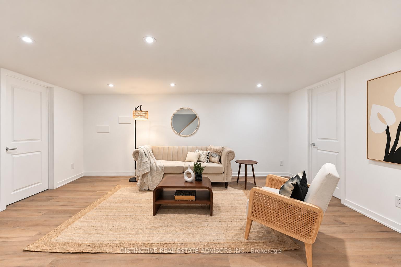 Photo 19 of 168 Moore Avenue, Toronto, Rosedale-Moore Park — HOMEH
