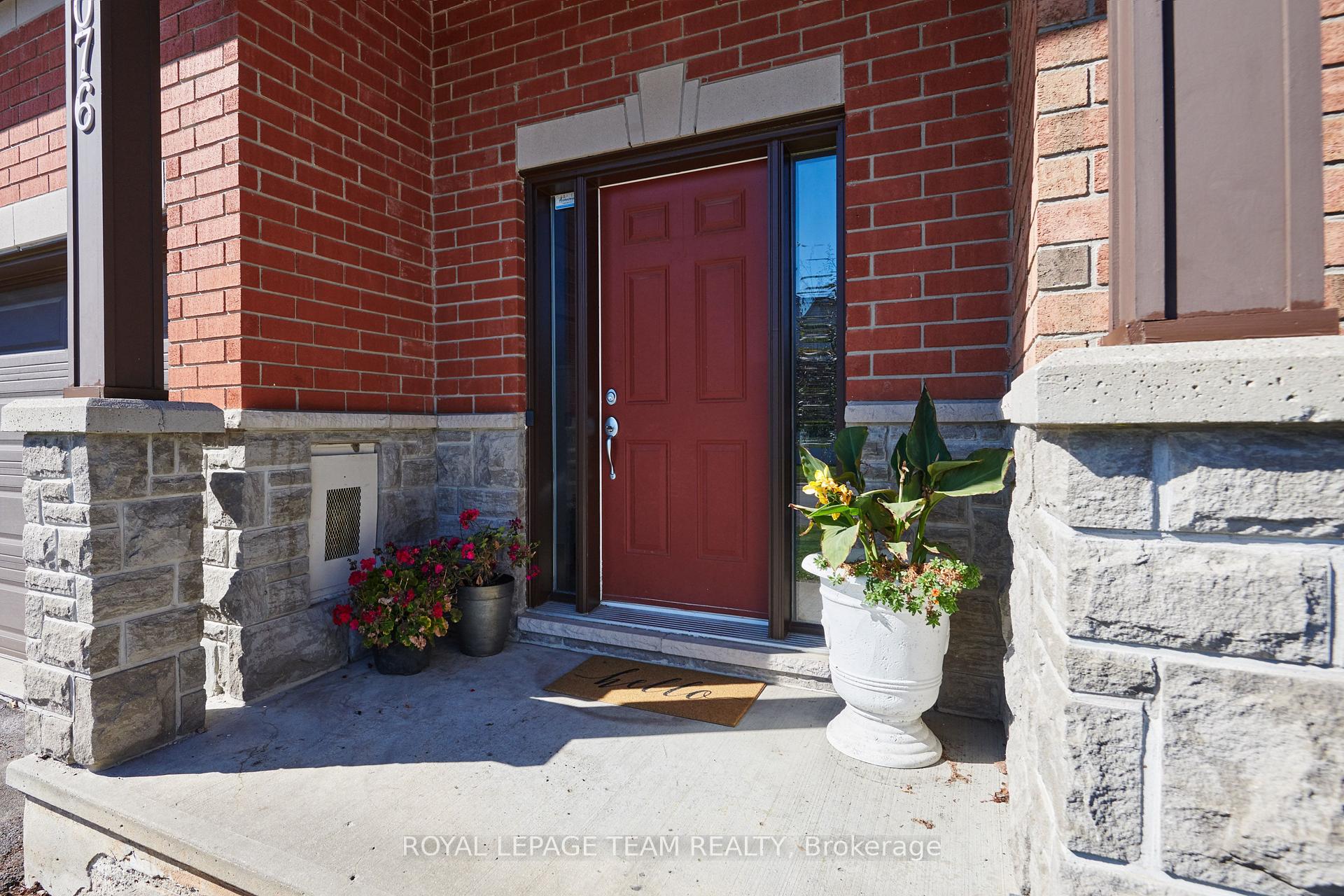 Photo 3 of 1076 Northgraves Crescent, Ottawa, Kanata - Emerald Meadows/Trailwest — HOMEH