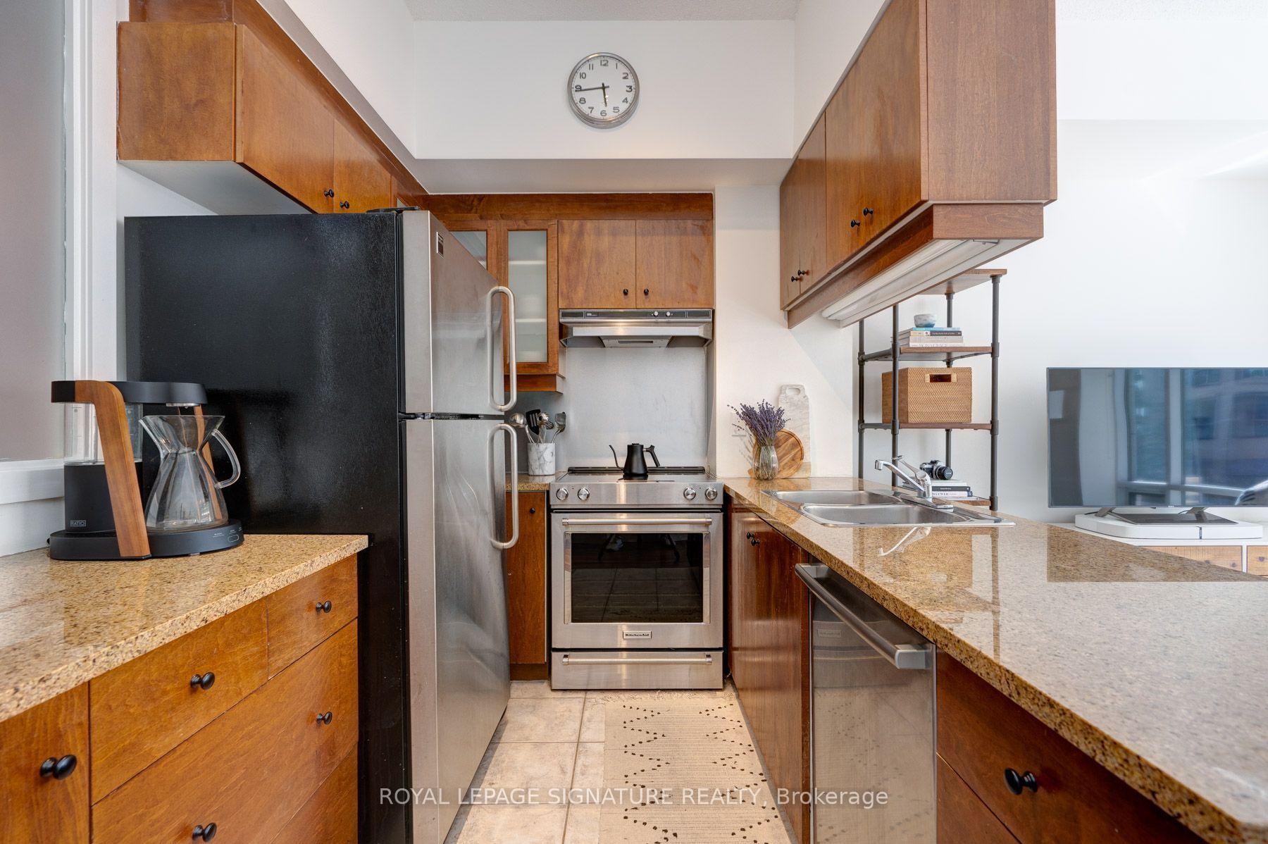 Photo 9 of Unit 208E, 500 Queens Quay W, Toronto, Waterfront Communities — HOMEH