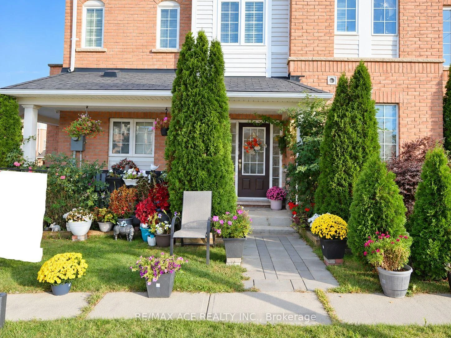 Photo 7 of 932 Audley Road N, Ajax, Central East — HOMEH