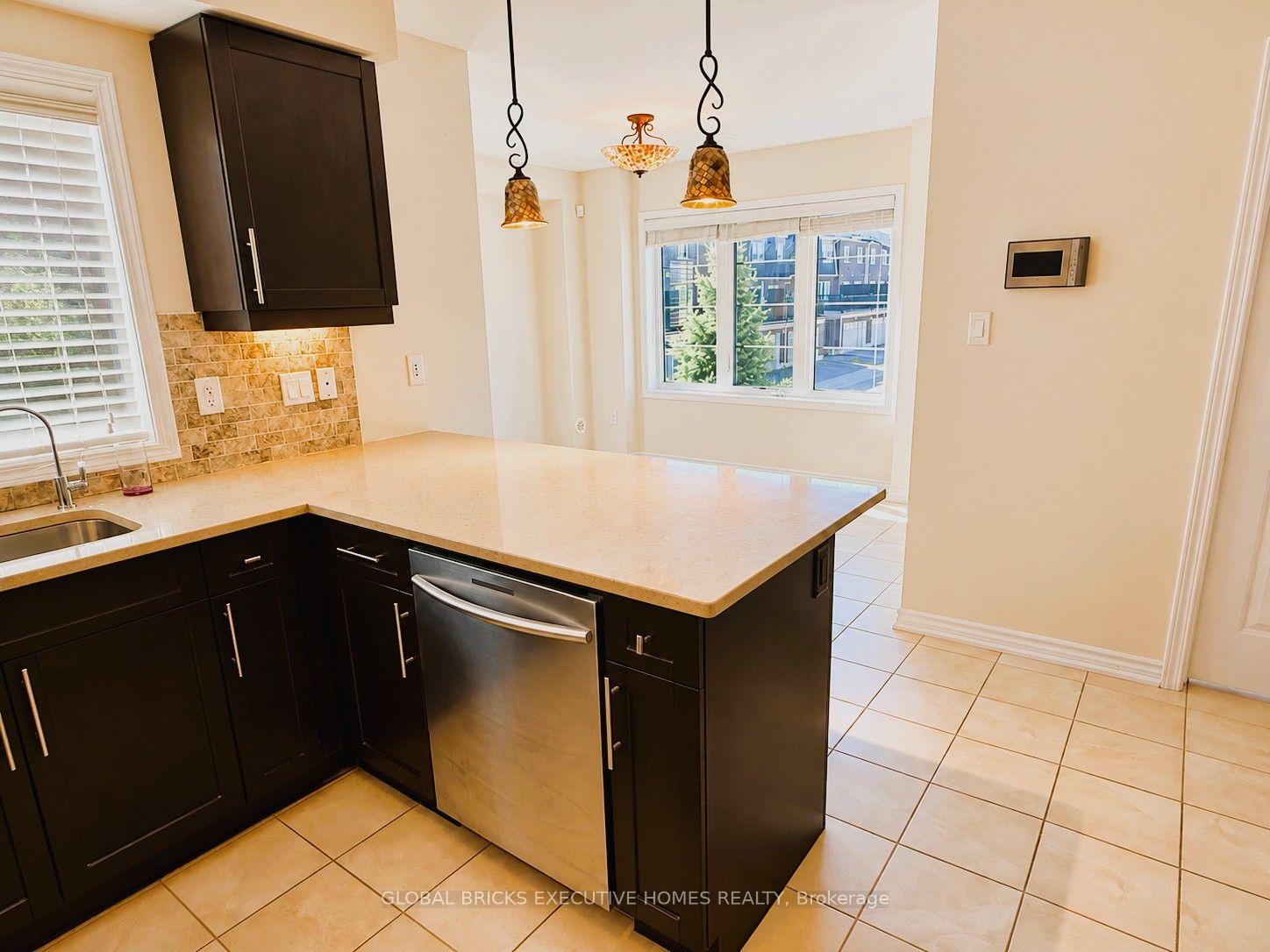 Photo 4 of 296 Ellen Davidson Drive, Oakville, Glenorchy — HOMEH