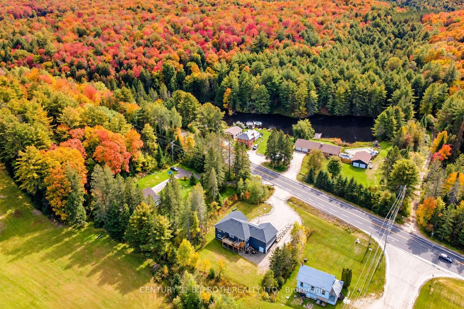 Photo 3 of 1289 Muskoka Road 117, Bracebridge, Macaulay — HOMEH