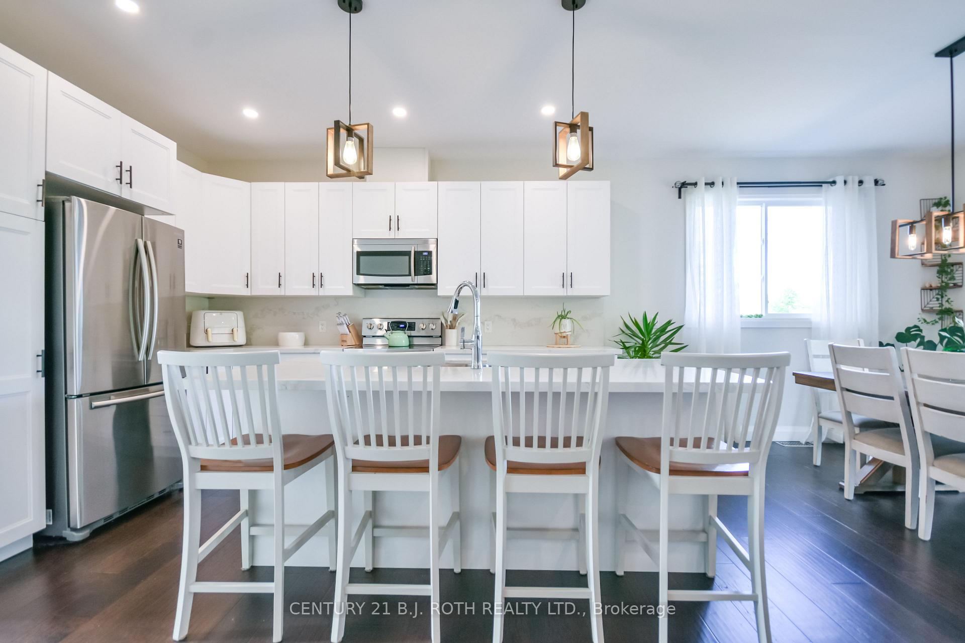 Photo 5 of 1289 Muskoka Road 117, Bracebridge, Macaulay — HOMEH