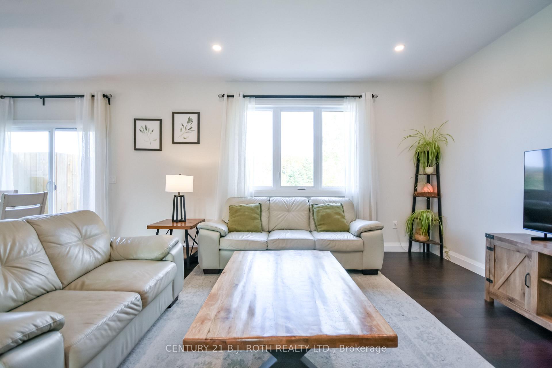 Photo 10 of 1289 Muskoka Road 117, Bracebridge, Macaulay — HOMEH