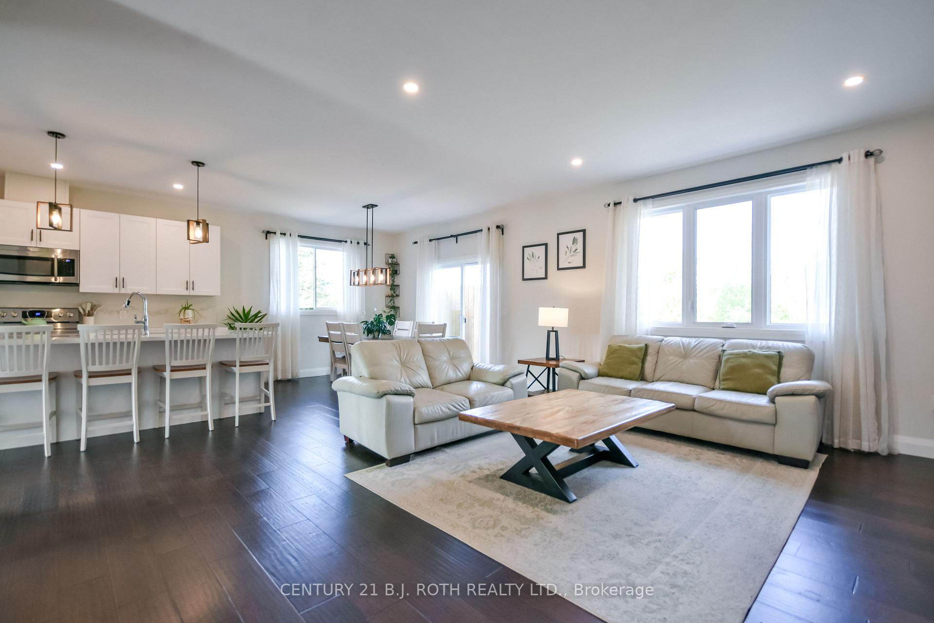 Photo 12 of 1289 Muskoka Road 117, Bracebridge, Macaulay — HOMEH