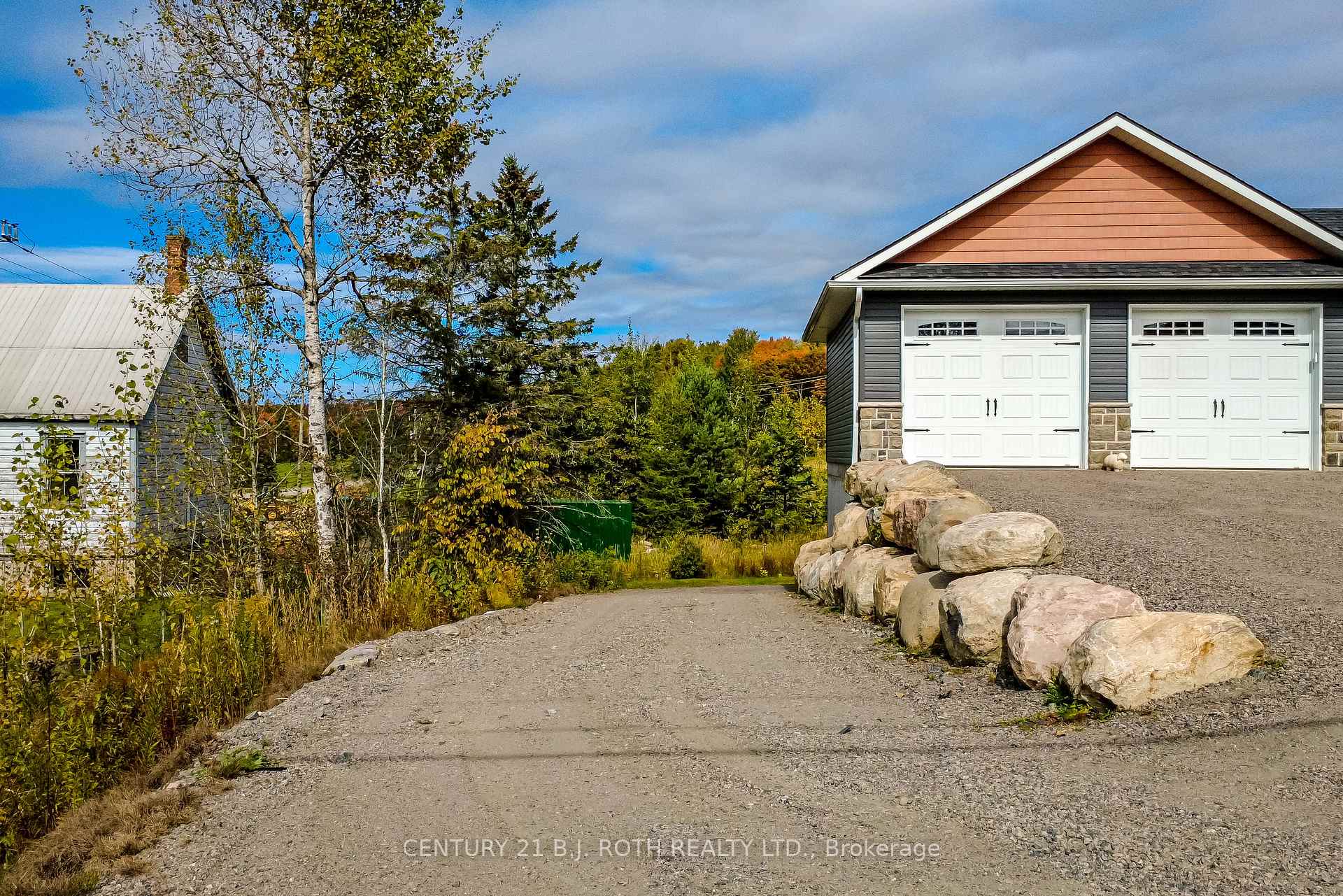 Photo 43 of 1289 Muskoka Road 117, Bracebridge, Macaulay — HOMEH