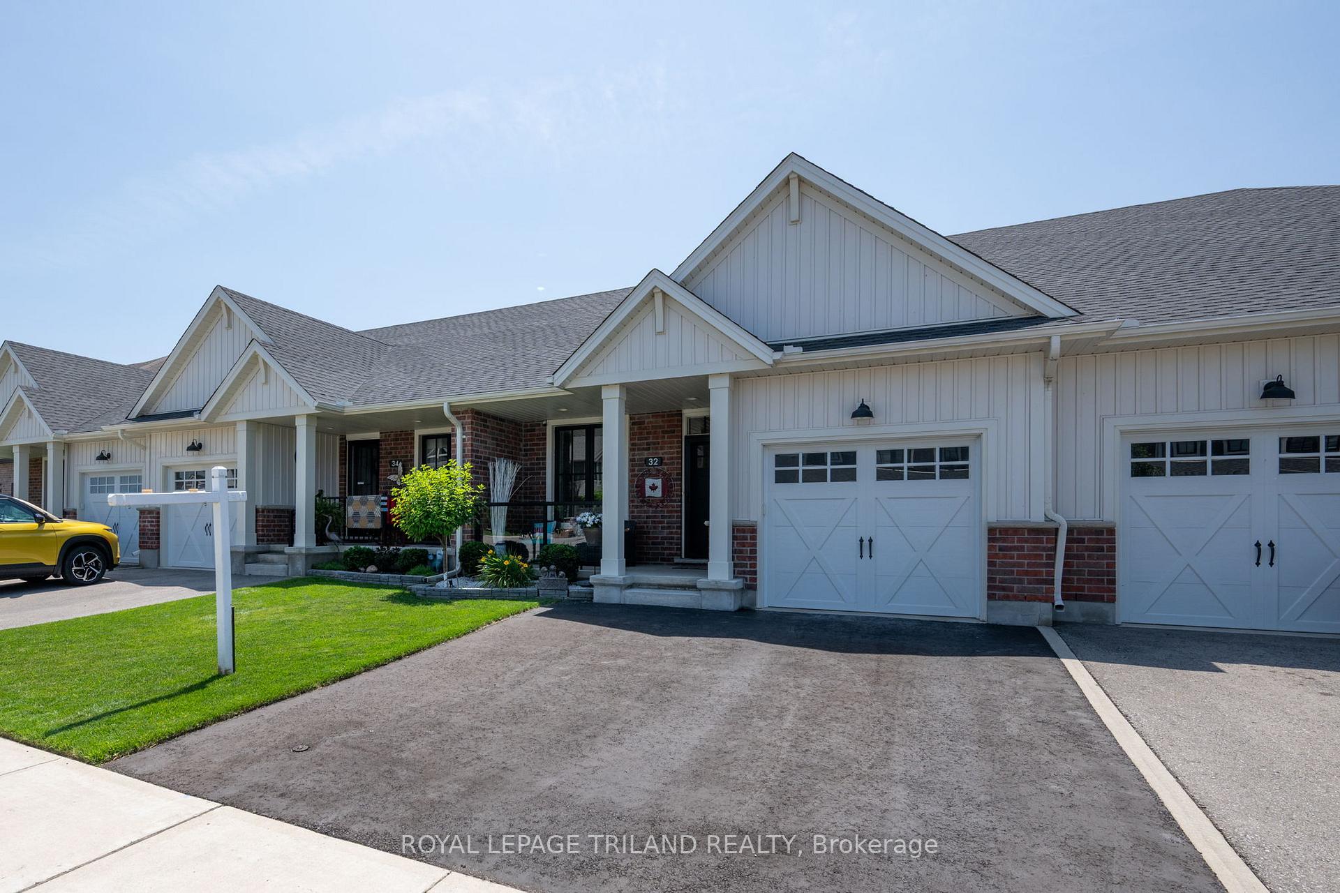 Photo of 32 Charter Creek Court