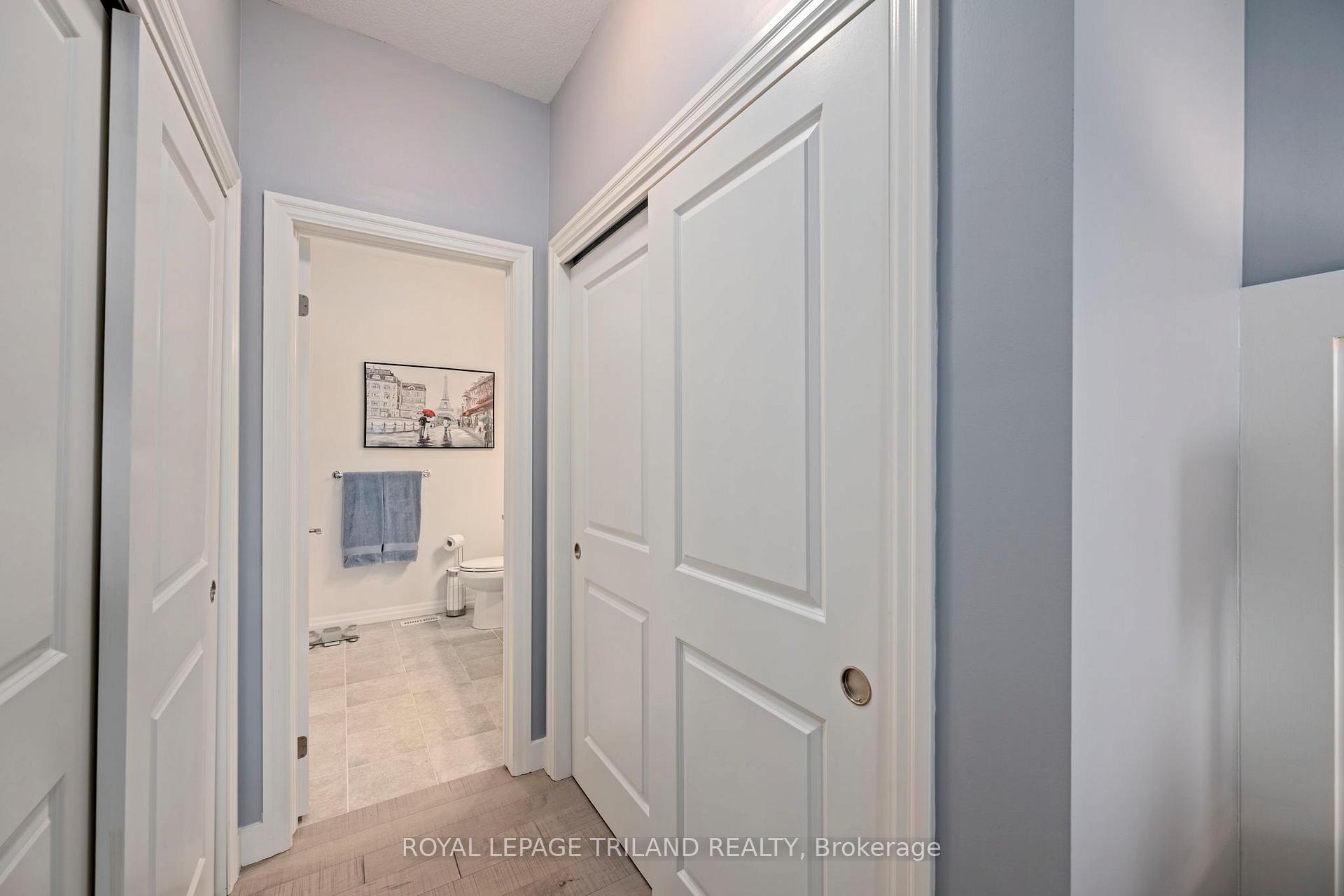 Photo 19 of 32 Charter Creek Court, St. Thomas — HOMEH